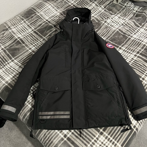 Canada Goose Toronto Parka Size Large Jacket/Coat